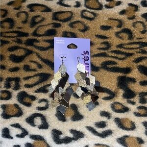 Claire's Metallic Diamond-Shaped Earrings